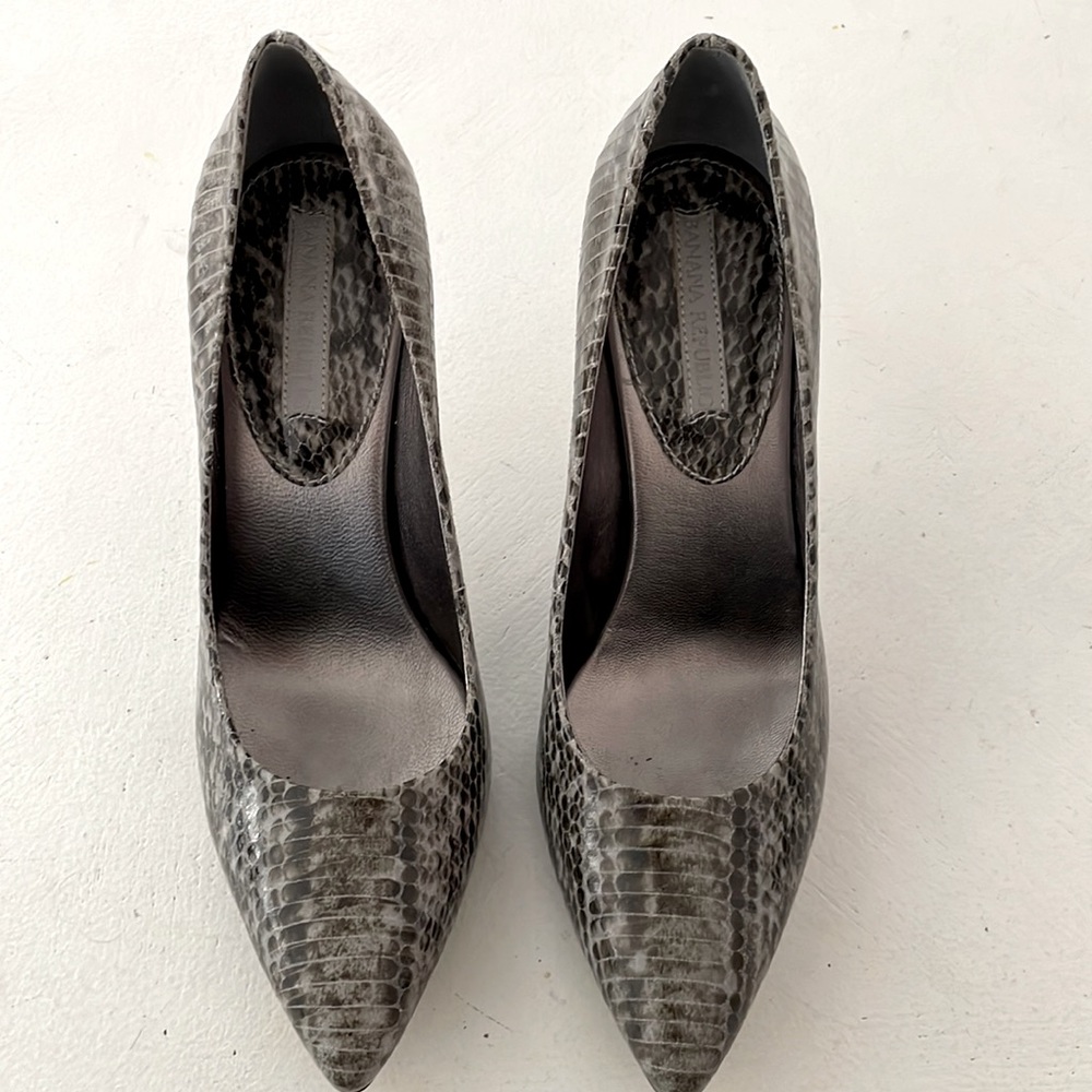 Banana Republic Size 9.5